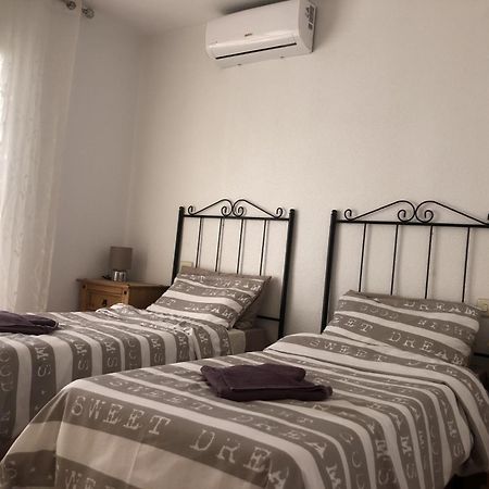 Puerto De Mazarron Large House With Roof Terrace & Sea Views-5 Guests Have 3 Bedrooms & 1 To 4 Guests Have 2 Bedrooms Esterno foto