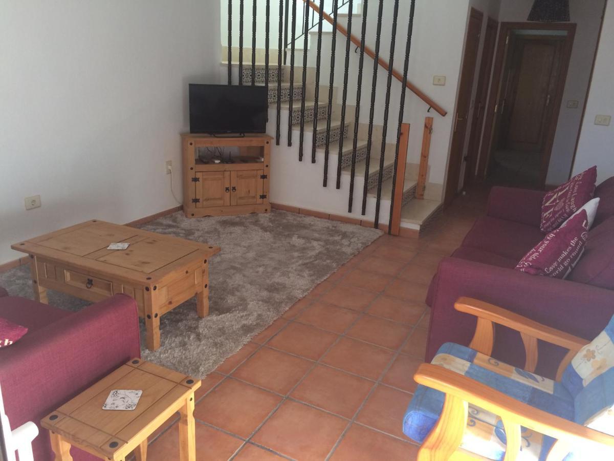 Puerto De Mazarron Large House With Roof Terrace & Sea Views-5 Guests Have 3 Bedrooms & 1 To 4 Guests Have 2 Bedrooms Esterno foto