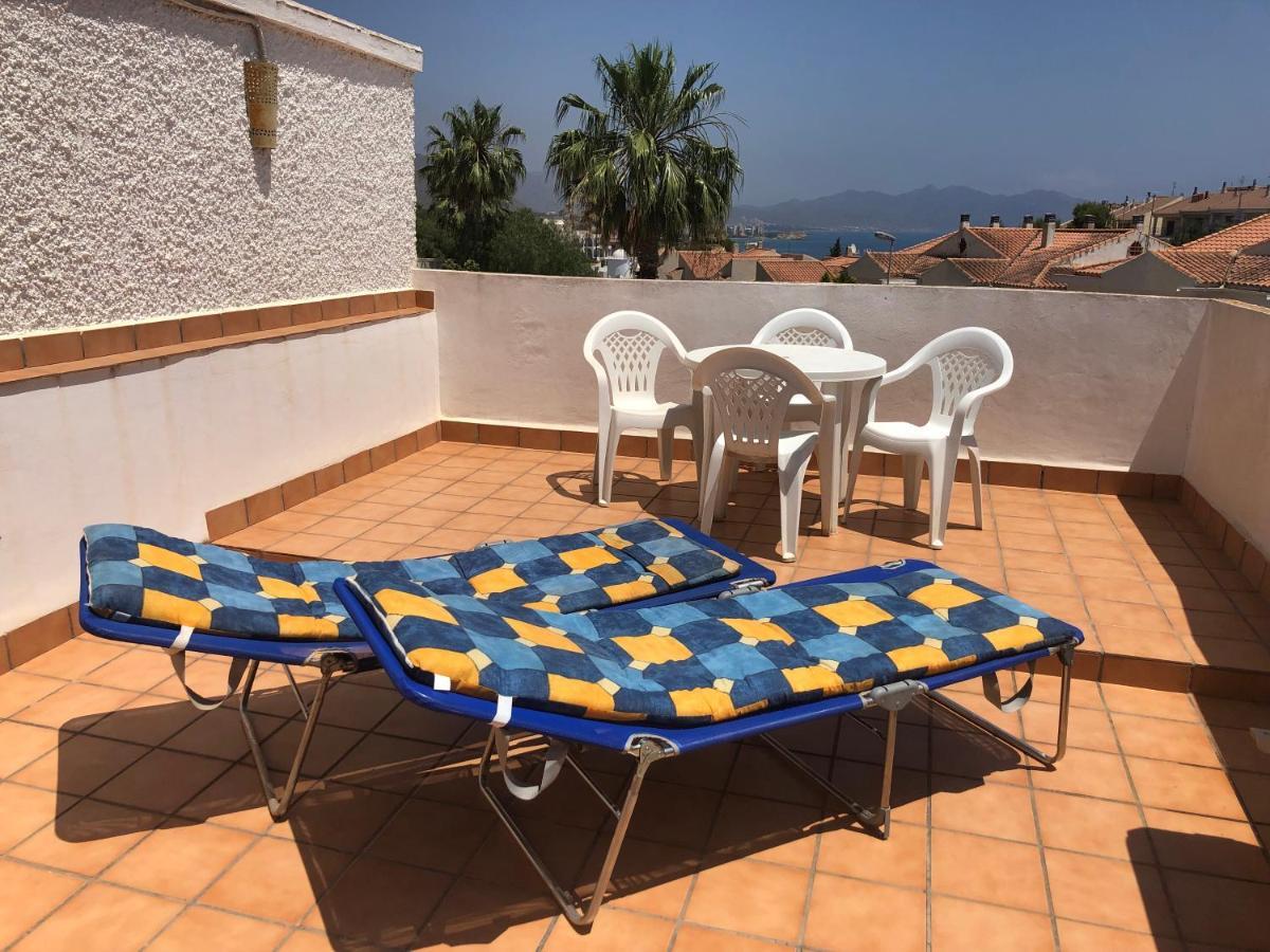 Puerto De Mazarron Large House With Roof Terrace & Sea Views-5 Guests Have 3 Bedrooms & 1 To 4 Guests Have 2 Bedrooms Esterno foto