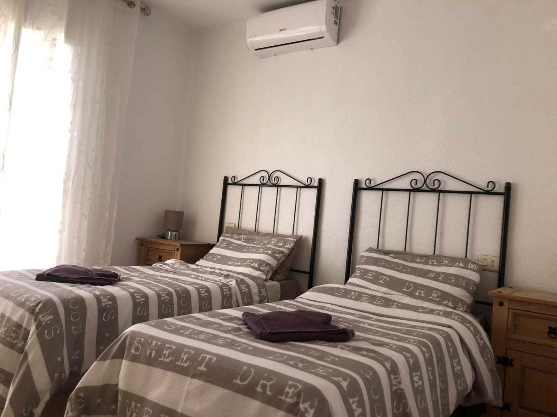 Puerto De Mazarron Large House With Roof Terrace & Sea Views-5 Guests Have 3 Bedrooms & 1 To 4 Guests Have 2 Bedrooms Esterno foto